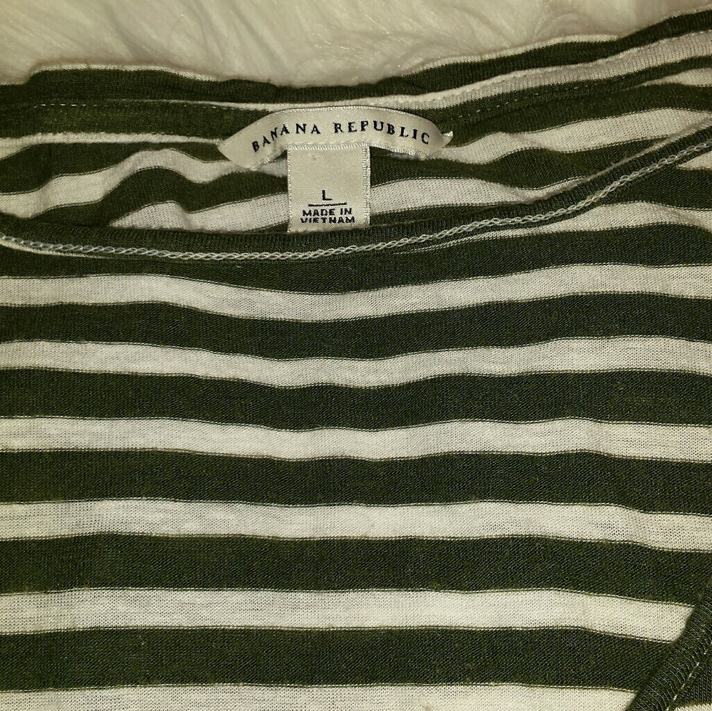 Top - Picture 2 of 2